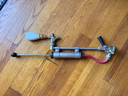 Draft beer keg - keg, pump