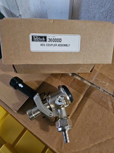 Perlick 36000d keg coupler - keg,
