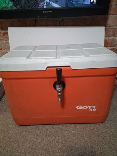 Beer tap system with - tap,
